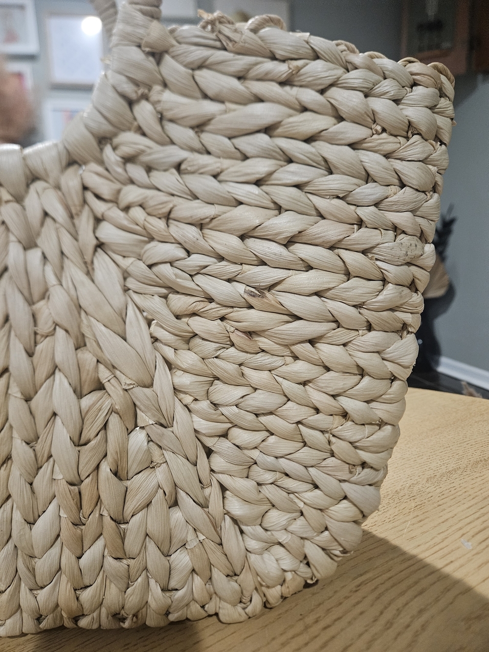 Bujibaja Woven Corn Husk & Raffia Tote Bag – Natural Straw - Picture 7 of 15